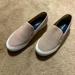 Speedy boat shoes